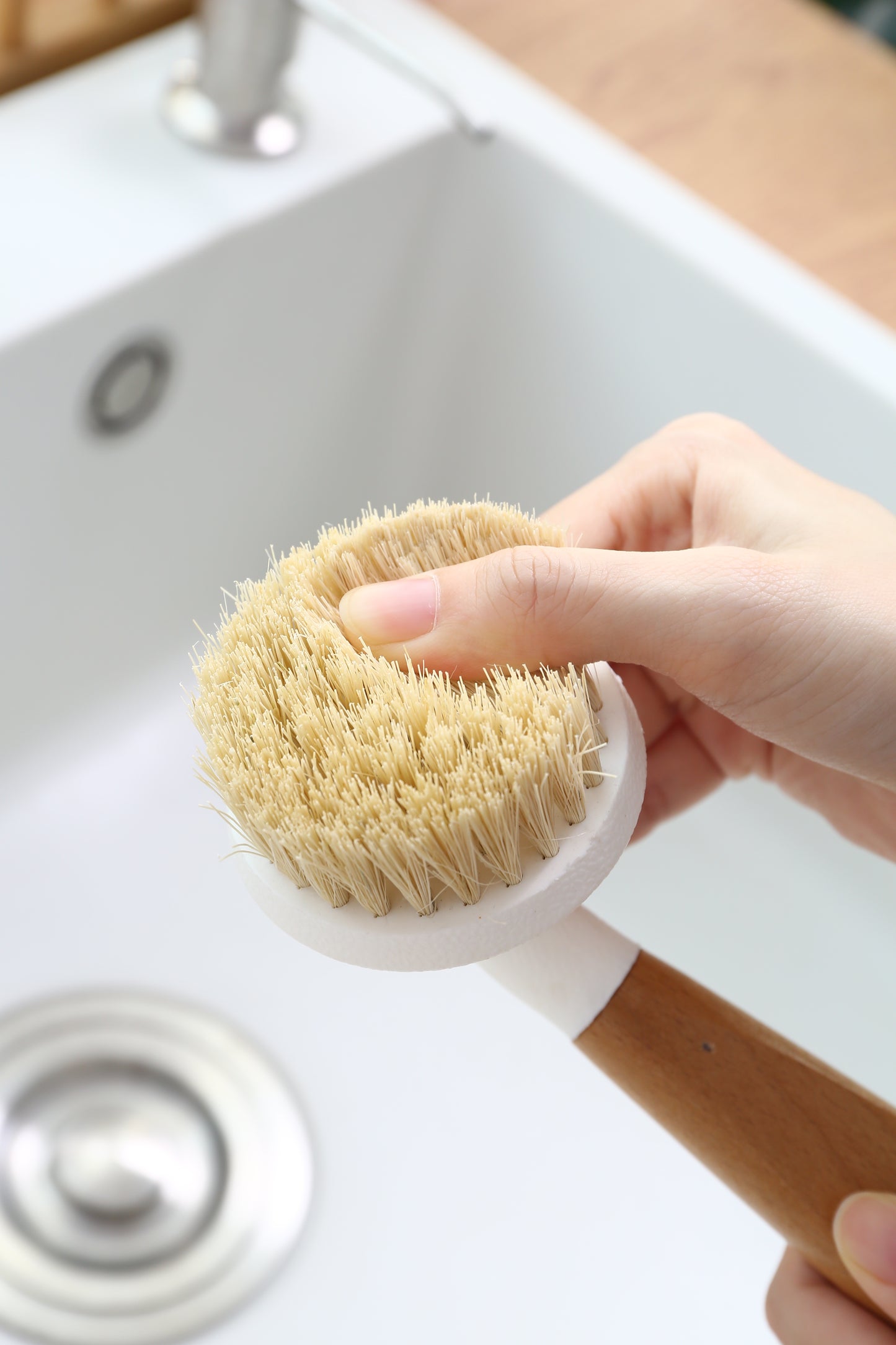 Sisal Dish Washing Brush with Bamboo Handle Dish Scrubber, Scrub Brush for Pans, Pots, Dishwashing and Cleaning Brushes (Square Brush and Short Brush)